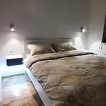 B&d